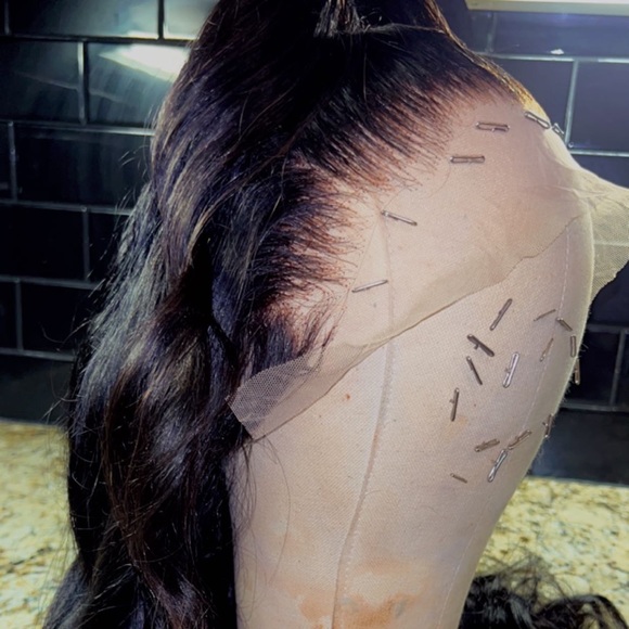 Beautiful Custom 26’ glueless transparent lace frontal wig (Ready 2Ship) - Picture 4 of 6